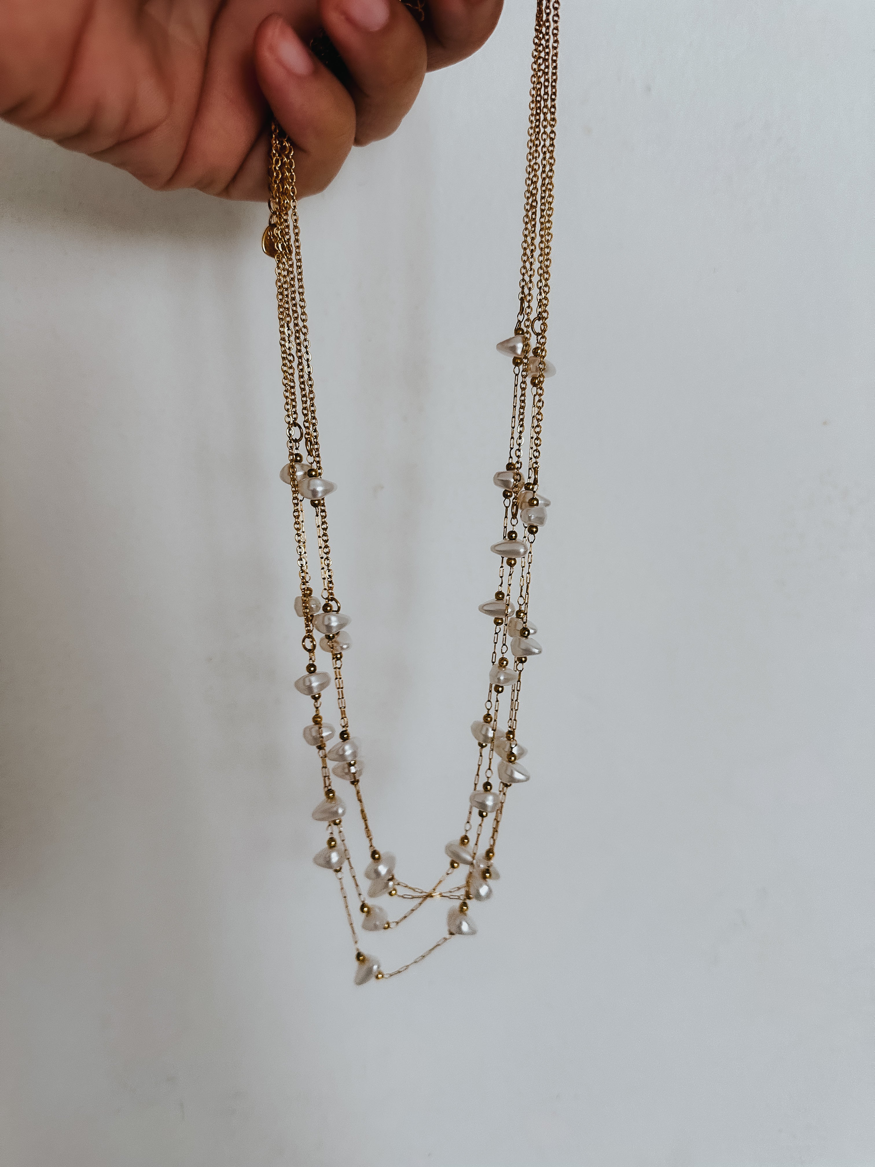 Pearly necklace