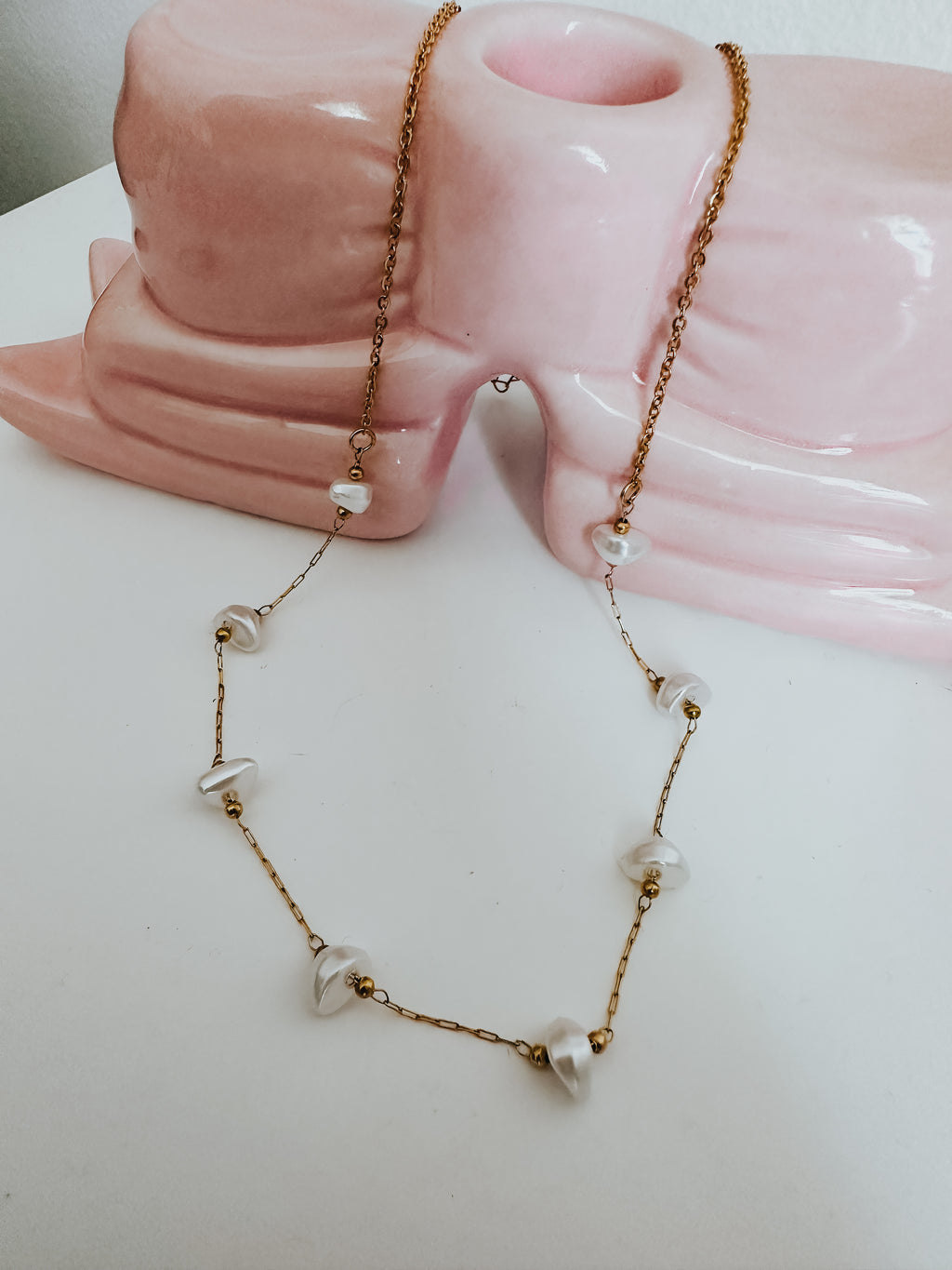 Pearly necklace